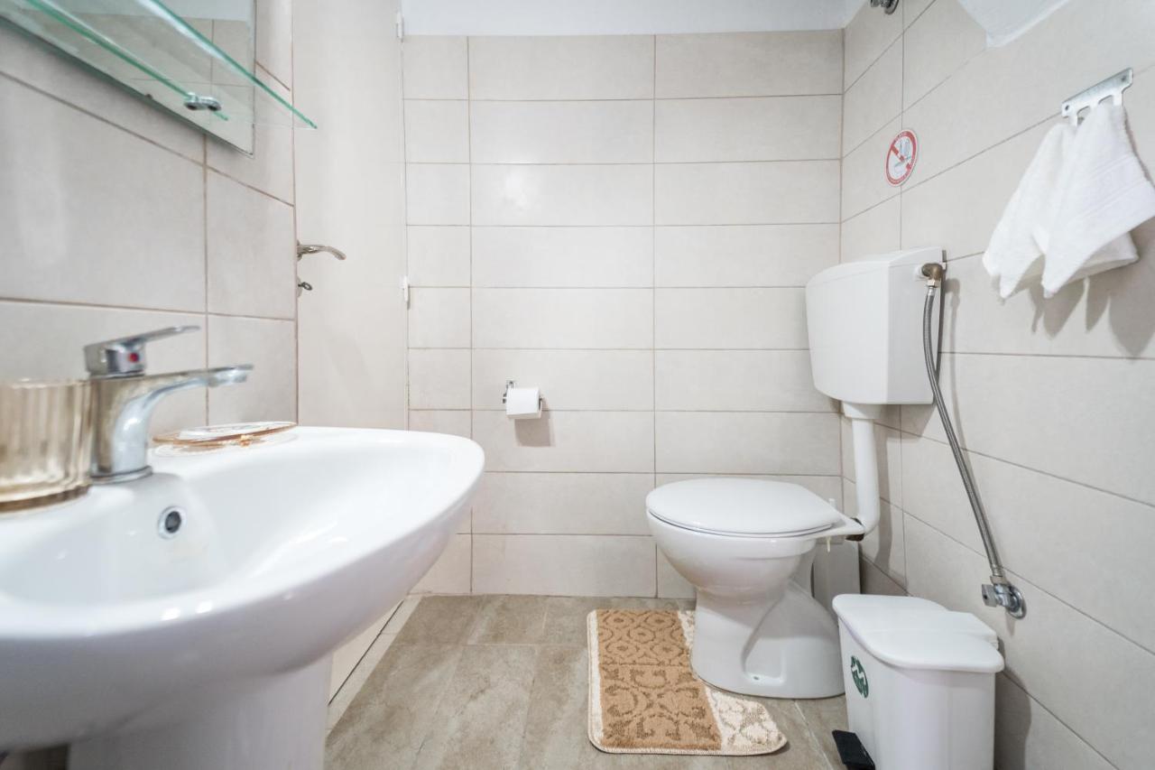 Athenais Apartment Lixouri Luaran gambar